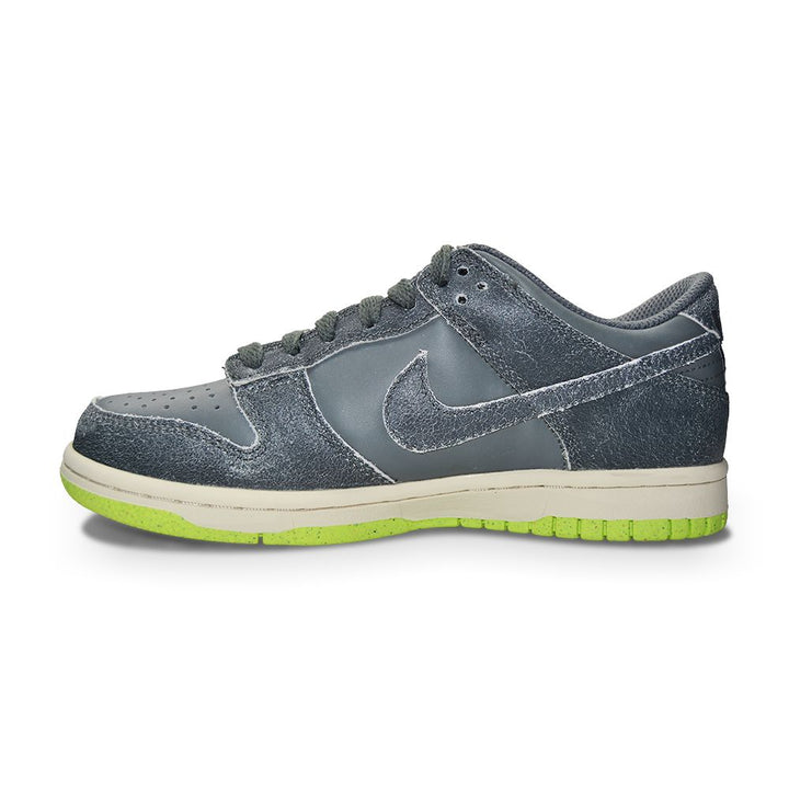 Juniors Nike Dunk Low SE "Halloween" (GS) DQ6215 001 Iron Grey Ghost Green-Juniors-Nike-Nike Dunk Low-sneakers Foot World