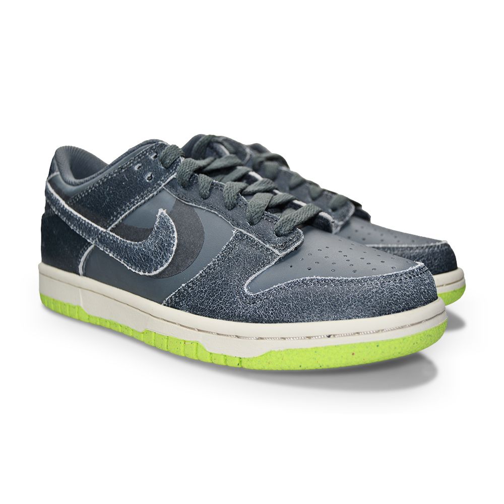 Juniors Nike Dunk Low SE "Halloween" (GS) DQ6215 001 Iron Grey Ghost Green-Juniors-Nike-Nike Dunk Low-sneakers Foot World