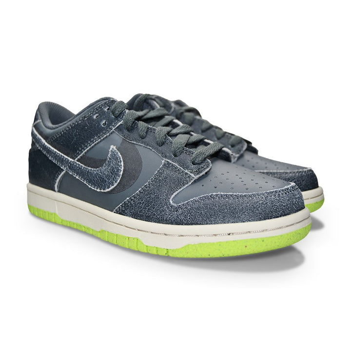 Juniors Nike Dunk Low SE "Halloween" (GS) DQ6215 001 Iron Grey Ghost Green-Juniors-Nike-Nike Dunk Low-sneakers Foot World