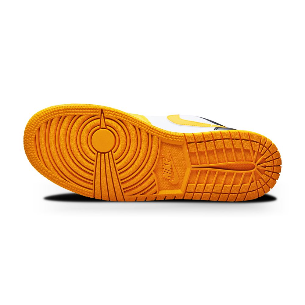 Juniors Nike Air Jordan 1 Low (GS) - 553560 701 - Taxi Black White-Juniors-Nike-Nike Air Jordan 1 Low-sneakers Foot World