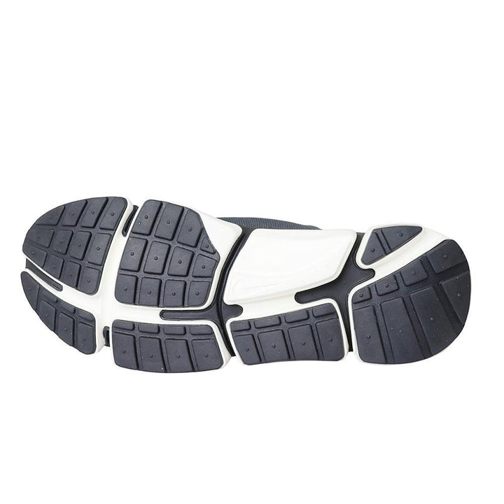 Mens Nike Pocket Fly DM-Brands, Brands50, Footwear, Free Run, Men, Nike, Nike Brands, Running-Foot World UK