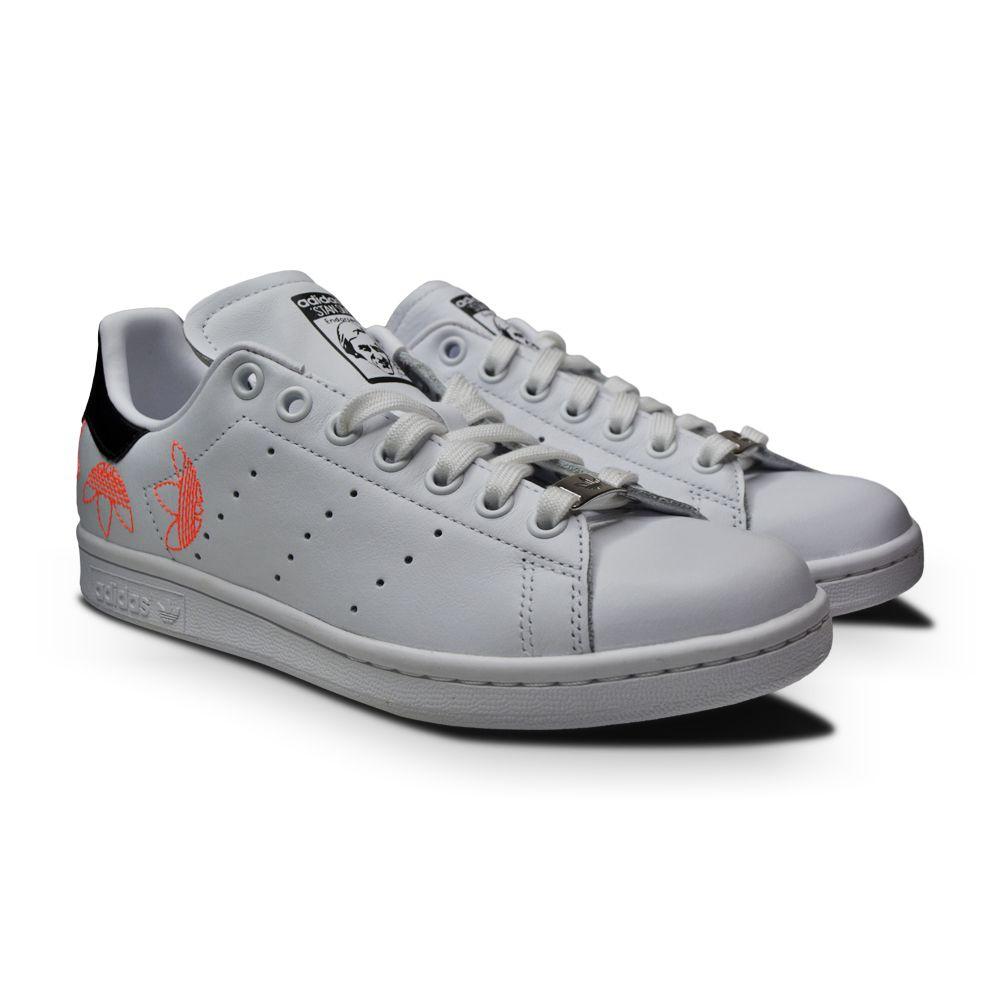 Womens Adidas Stan Smith W "Love your Flaws" - FX2360 - White Sigcor-New Arrivals-Foot World UK